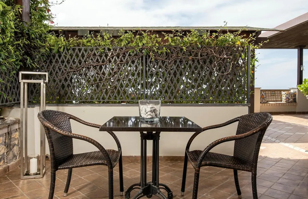 Monte Solaro Bed & Breakfast-1